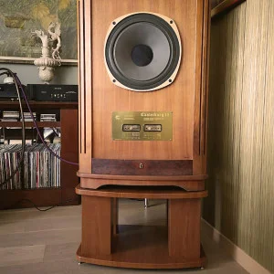 Стійки під акустику