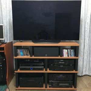 Тумби під ТБ та апаратуру